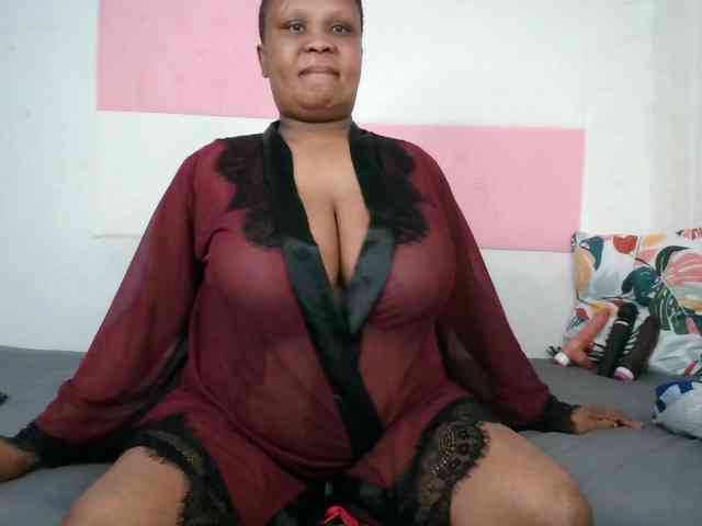 BIGTITTISXX