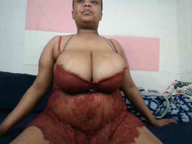 BIGTITTISXX webcam