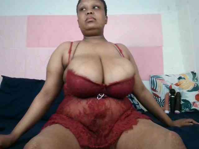 BIGTITTISXX