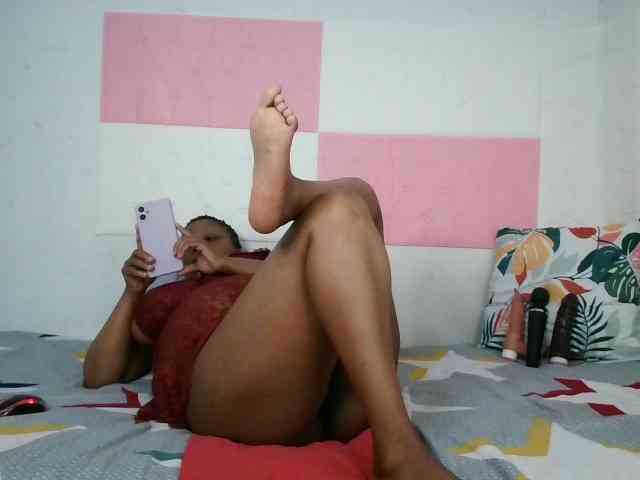 BIGTITTISXX webcam