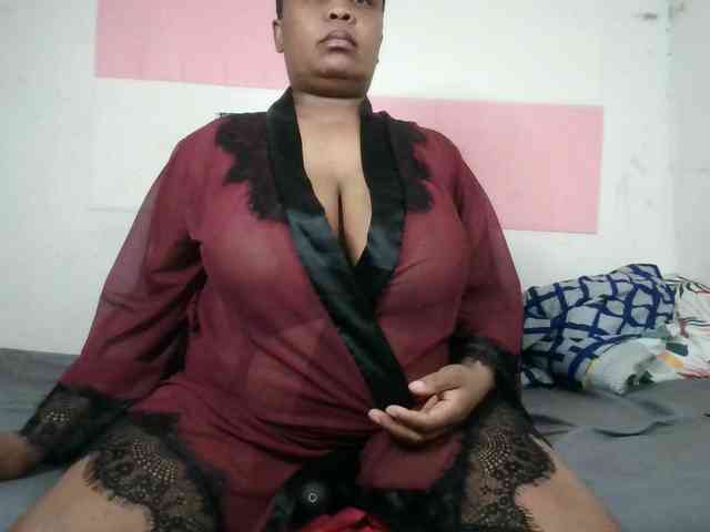 BIGTITTISXX