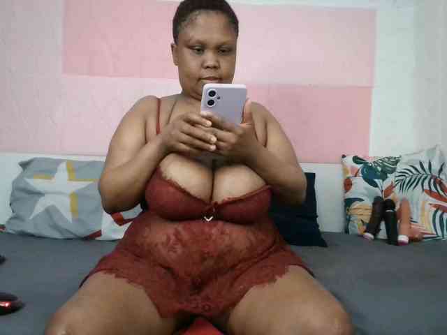 BIGTITTISXX BIGTITTISXX