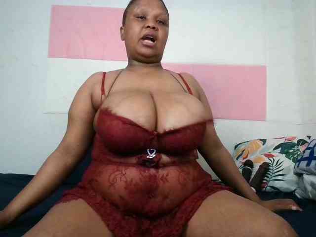 BIGTITTISXX BIGTITTISXX