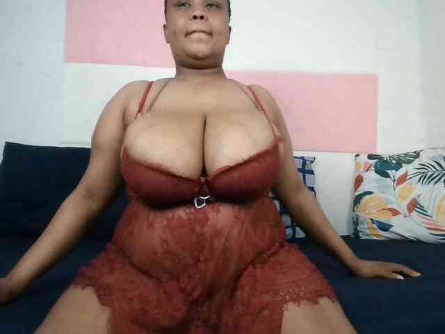 BIGTITTISXX