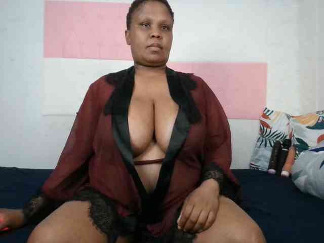 BIGTITTISXX