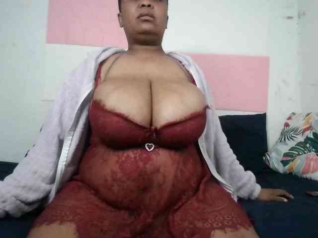 BIGTITTISXX