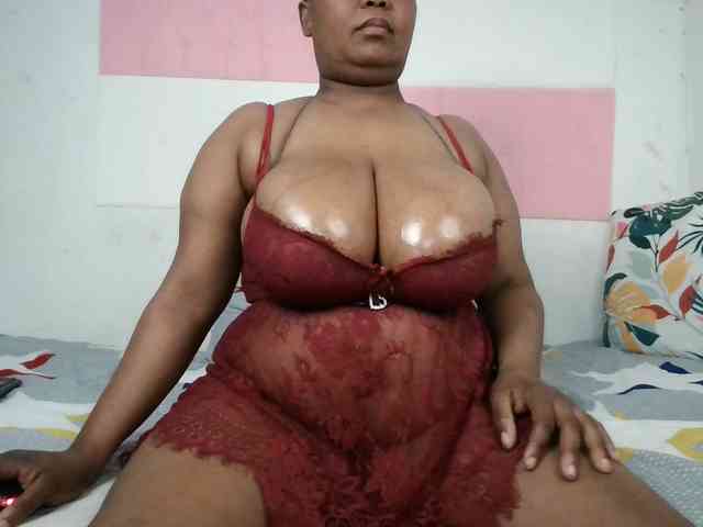 BIGTITTISXX