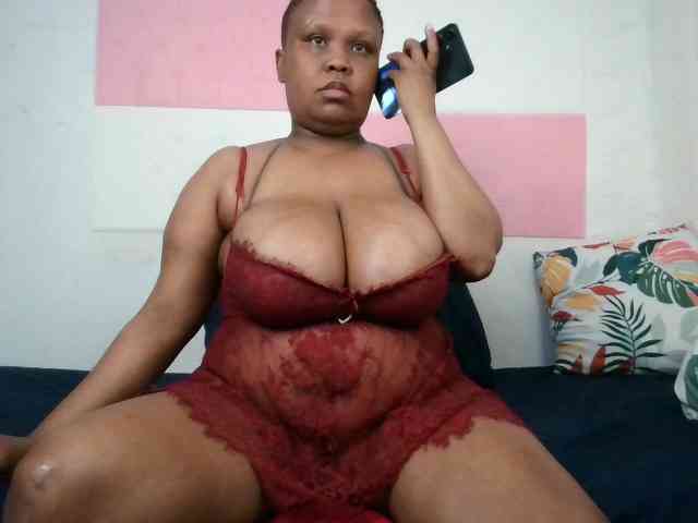 BIGTITTISXX