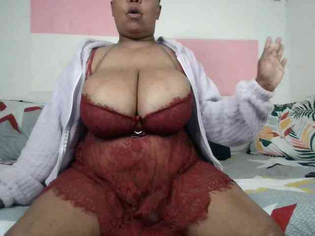 BIGTITTISXX BIGTITTISXX