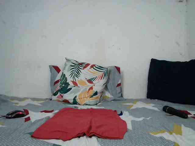 BIGTITTISXX webcam