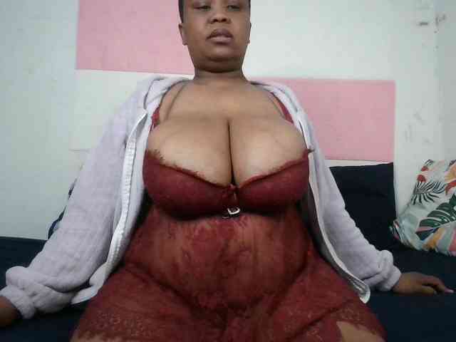 BIGTITTISXX Live Webcam on BongaCams