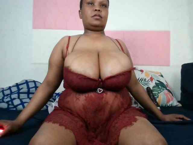 BIGTITTISXX