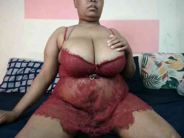 BIGTITTISXX