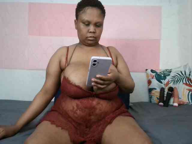BIGTITTISXX