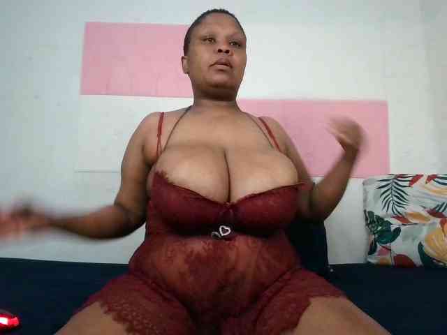 BIGTITTISXX BIGTITTISXX