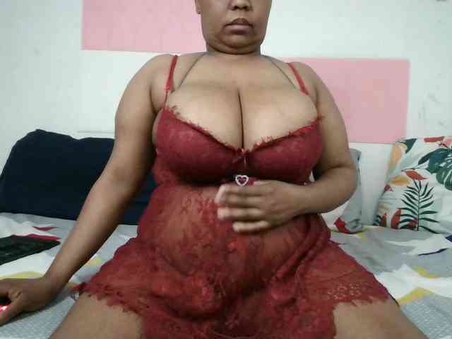 BIGTITTISXX