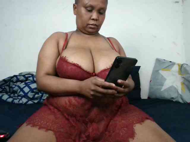 BIGTITTISXX