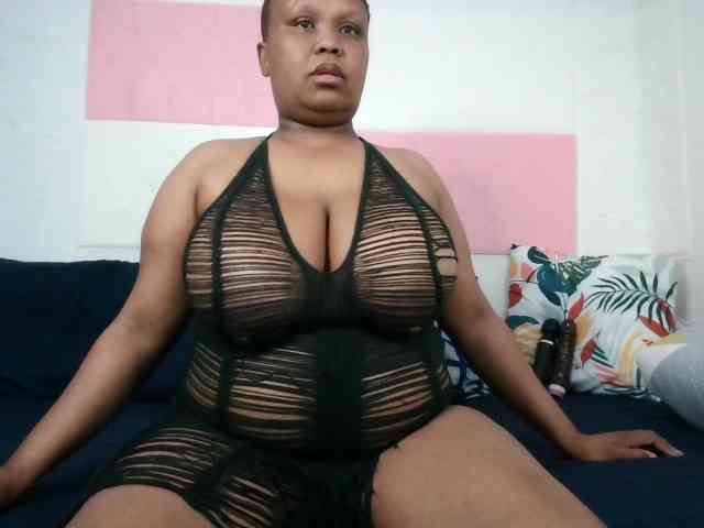 BIGTITTISXX BIGTITTISXX