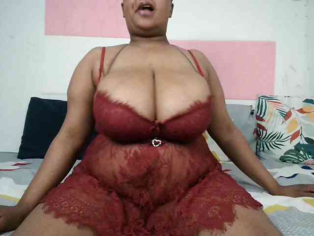 BIGTITTISXX