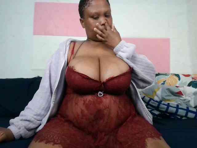 BIGTITTISXX webcam
