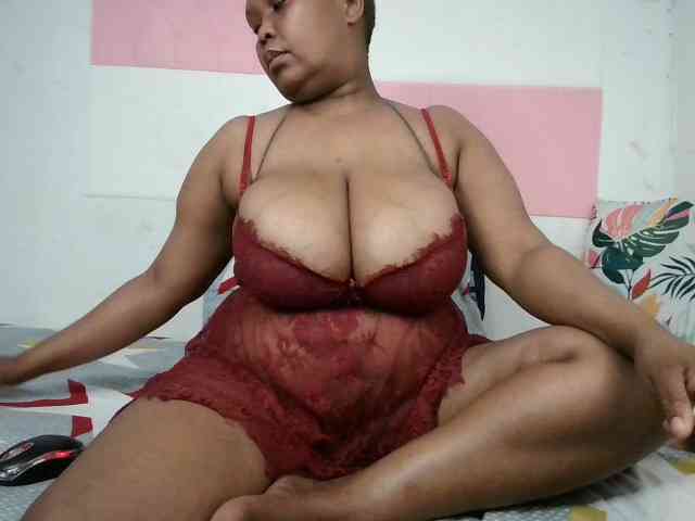 BIGTITTISXX