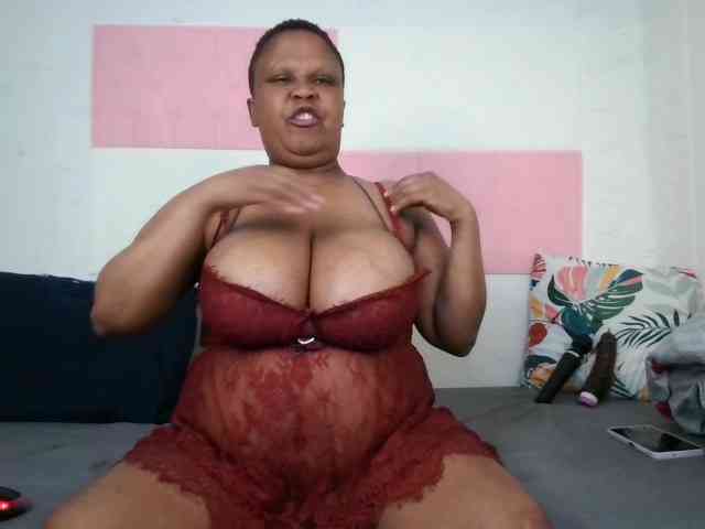 BIGTITTISXX BIGTITTISXX