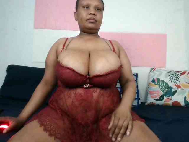 BIGTITTISXX