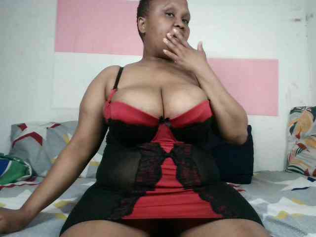BIGTITTISXX webcam