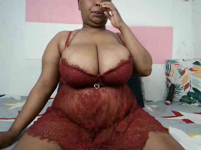 BIGTITTISXX