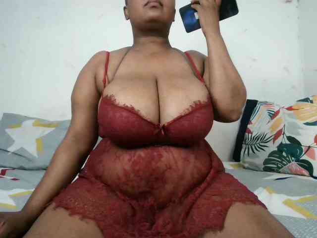 BIGTITTISXX