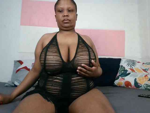 BIGTITTISXX