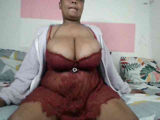 BIGTITTISXX