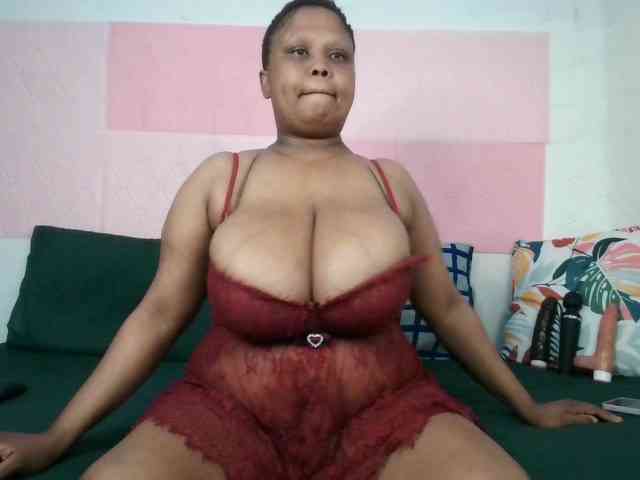 BIGTITTISXX