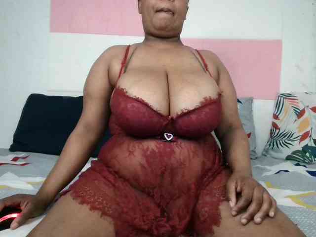 BIGTITTISXX BIGTITTISXX