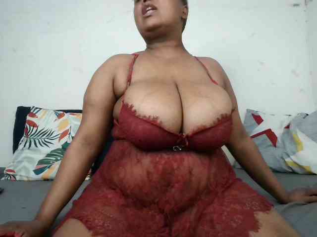 BIGTITTISXX