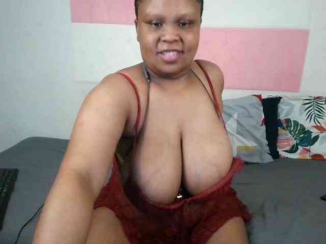 BIGTITTISXX webcam