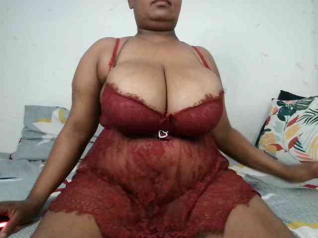 BIGTITTISXX