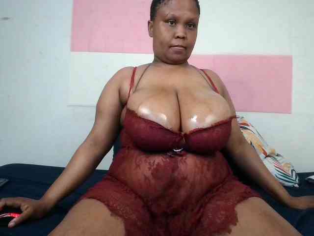 BIGTITTISXX BIGTITTISXX