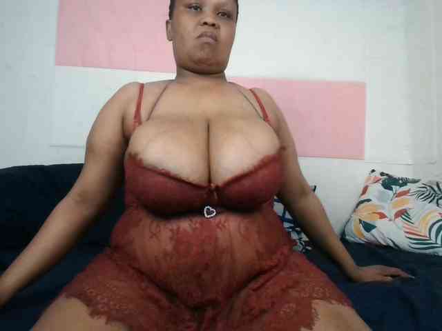 BIGTITTISXX webcam