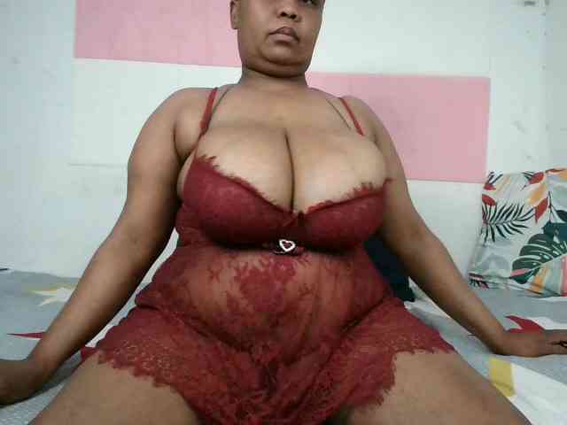 BIGTITTISXX