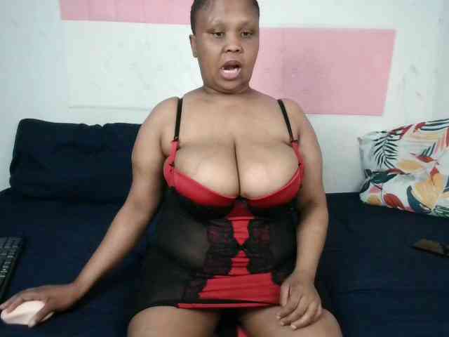 Model: BIGTITTISXX