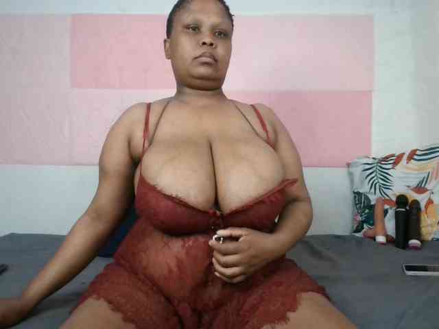 BIGTITTISXX