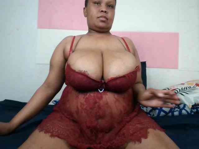 BIGTITTISXX BIGTITTISXX