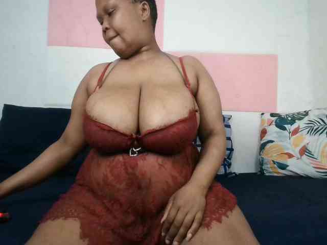 BIGTITTISXX