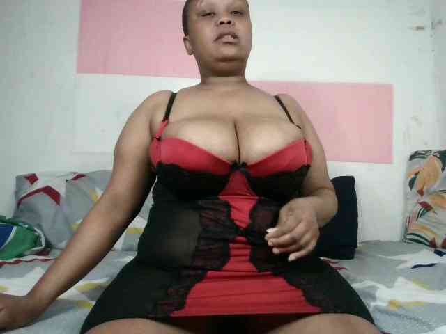 BIGTITTISXX webcam