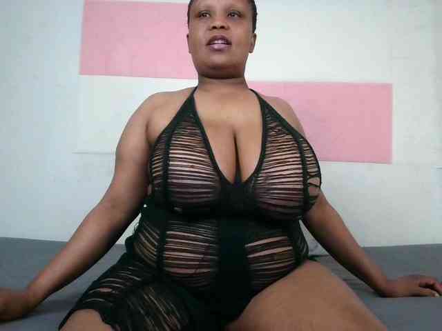 BIGTITTISXX webcam
