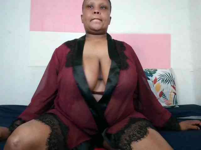 BIGTITTISXX