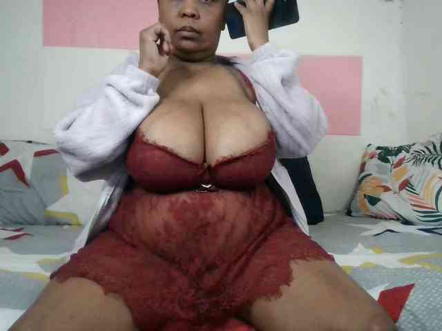 BIGTITTISXX BIGTITTISXX