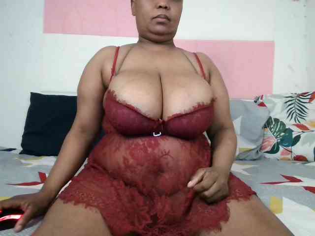BIGTITTISXX