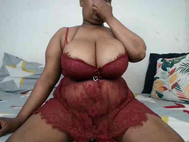 BIGTITTISXX